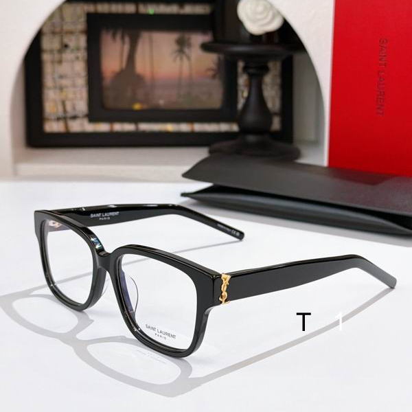 YSL M150F 55 17-145 a 02