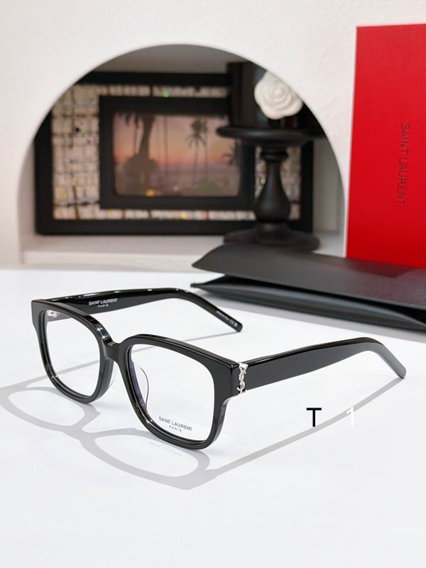 YSL M150F 55 17-145 a 04