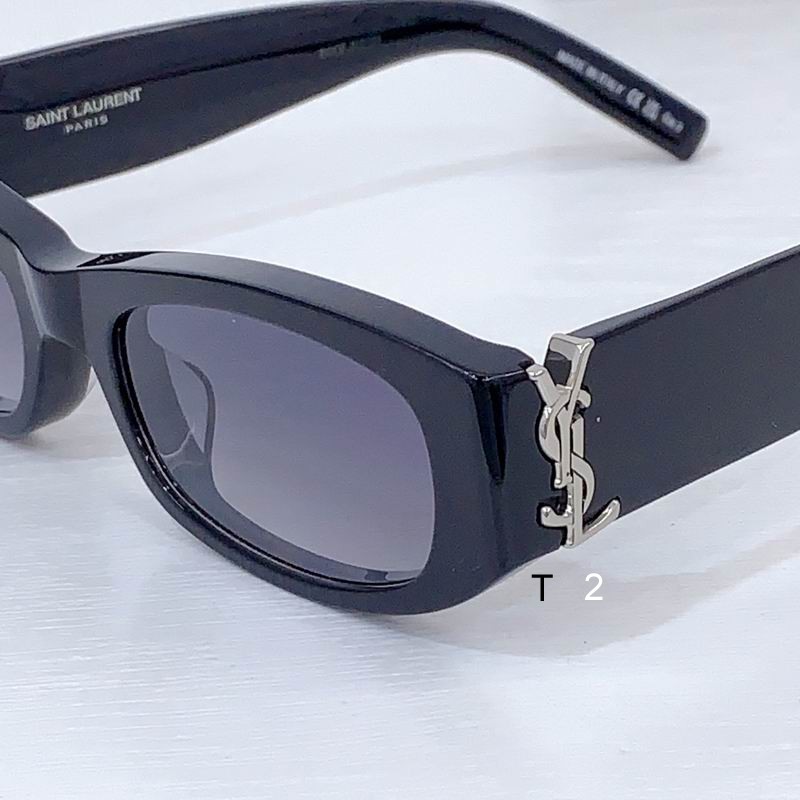 YSL M152 57 20-135 B08