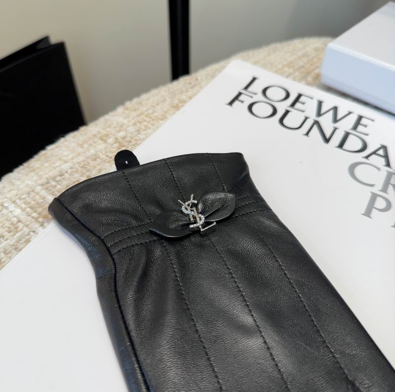 YSL gloves M L 05 (2)