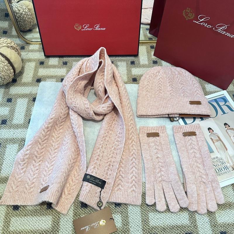 Alo Scarf Hat Gloves hm (1)