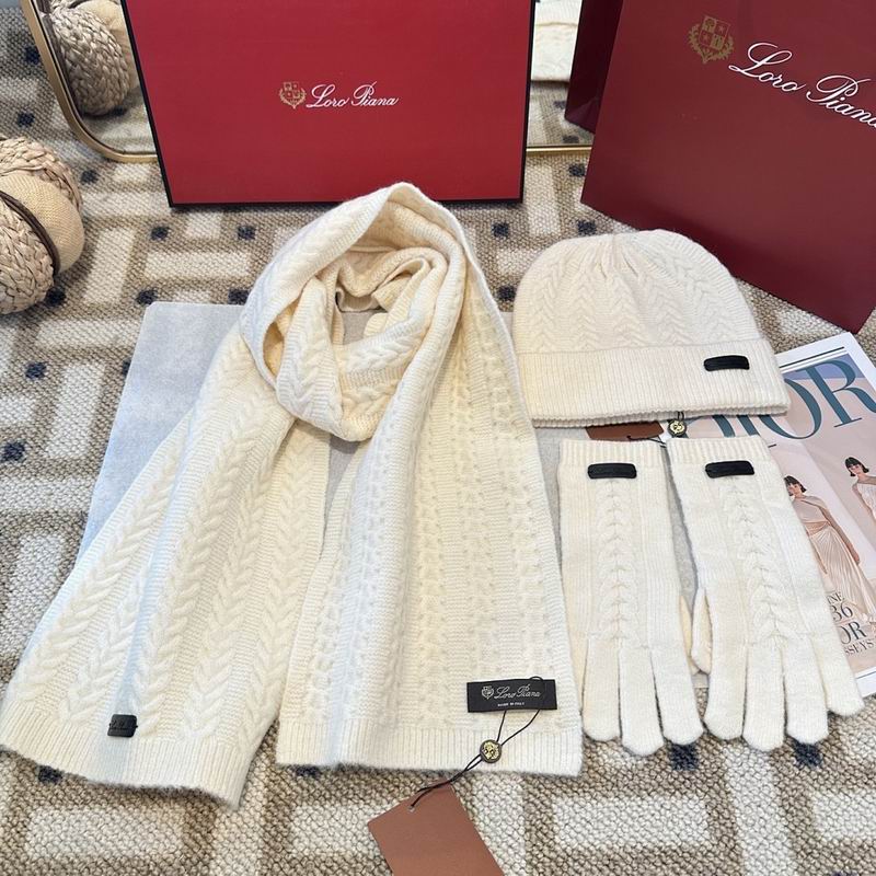 Alo Scarf Hat Gloves hm (2)