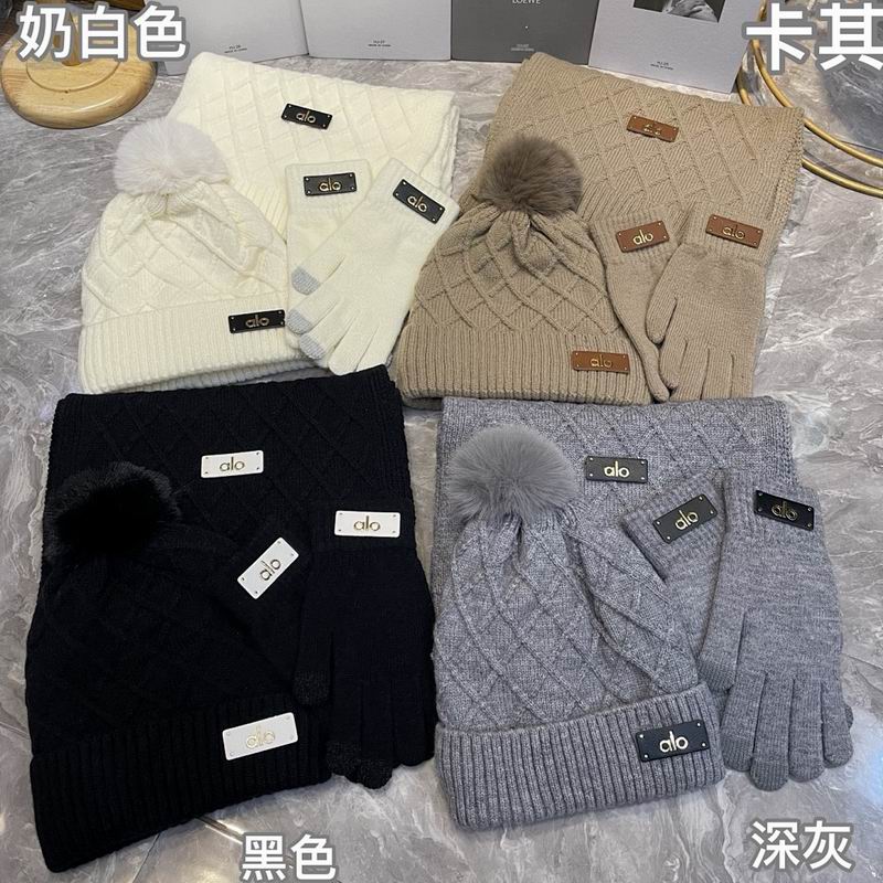 Alo Scarf Hat Gloves hm (32)