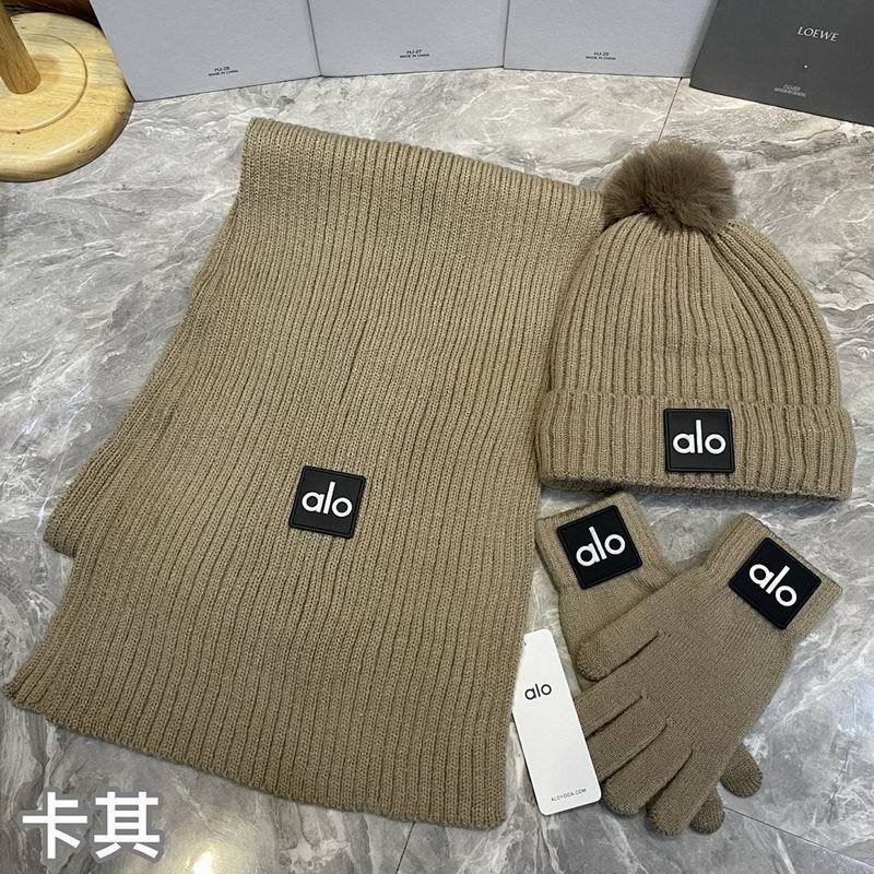 Alo Scarf Hat Gloves hm (37)