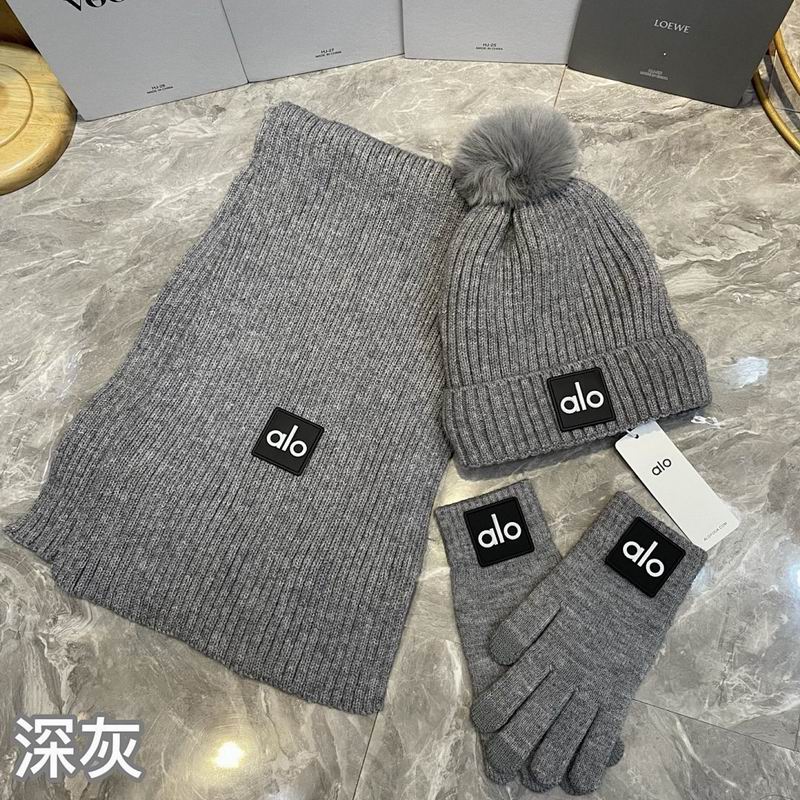 Alo Scarf Hat Gloves hm (39)
