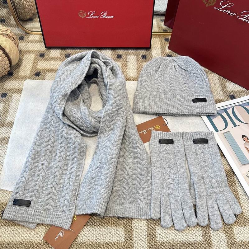 Alo Scarf Hat Gloves hm (5)