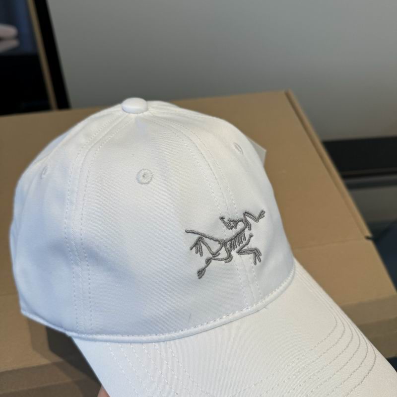 Arcteryx Cap (3497)