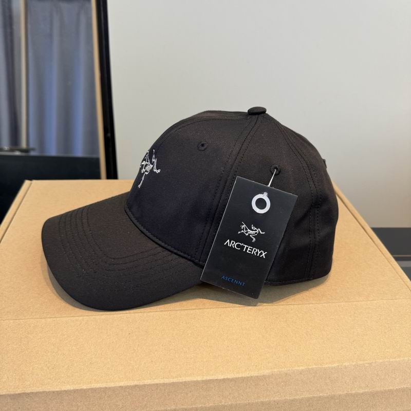 Arcteryx Cap (3525)