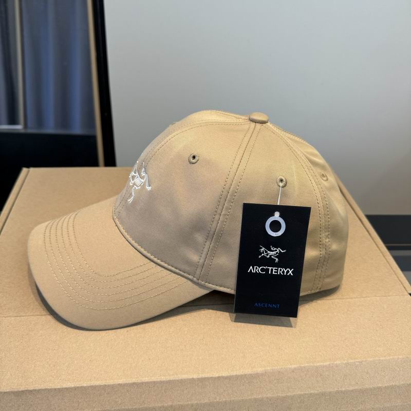 Arcteryx Cap (3553)