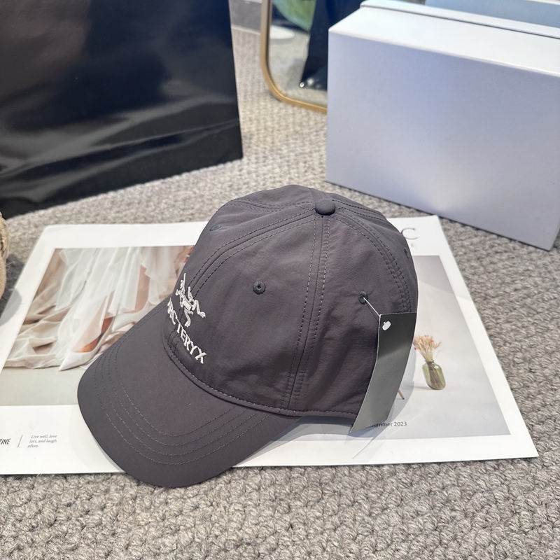 Arcteryx cap (1075)