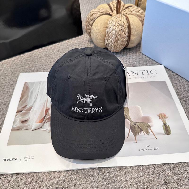 Arcteryx cap (1618)