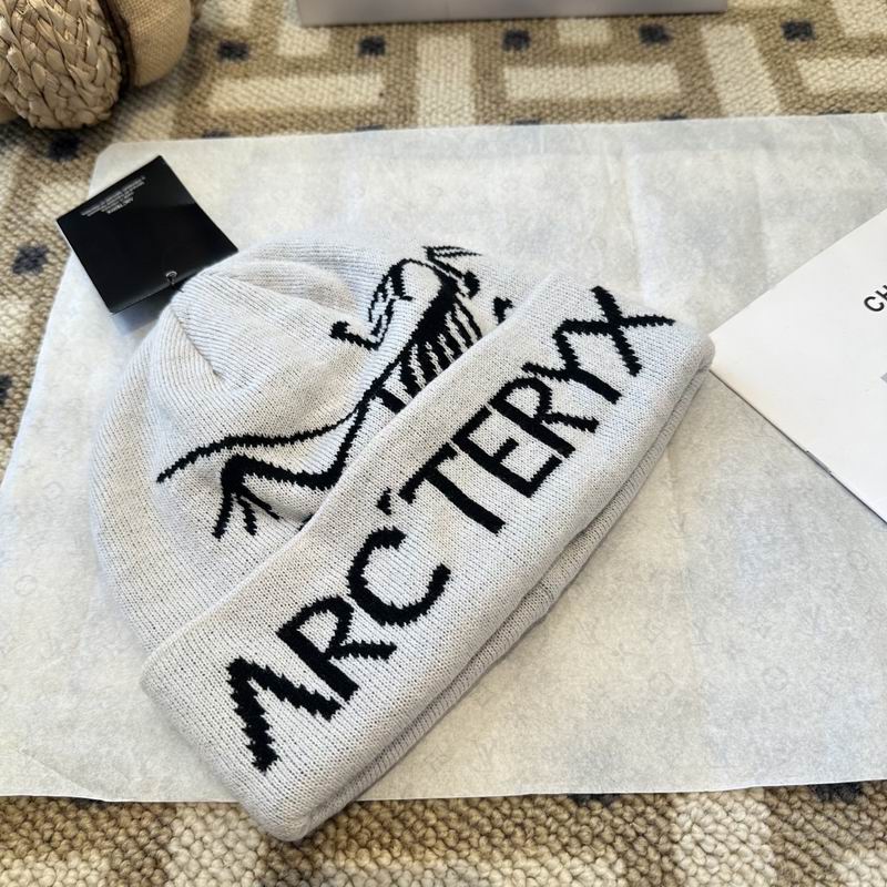 Arcteryx hat (2610)