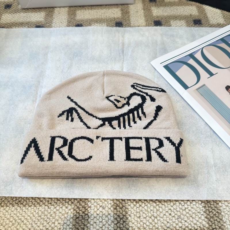 Arcteryx hat (986)