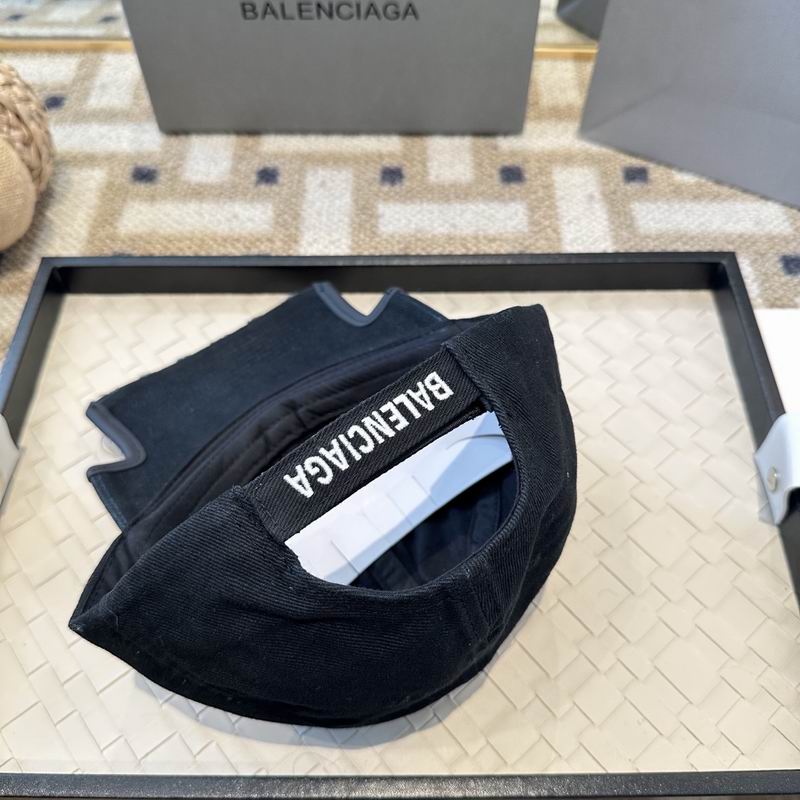 Balenciaga Cap (793)