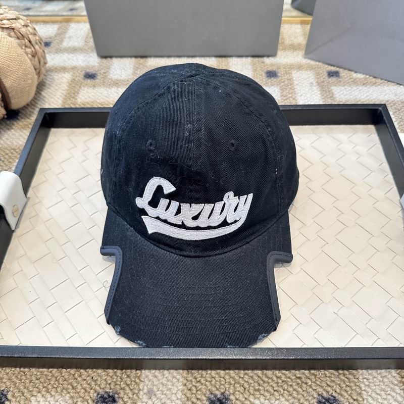 Balenciaga Cap (800)