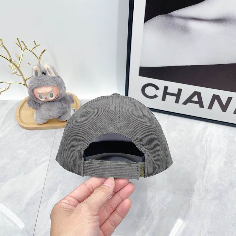 Balenciaga Cap dx (1035)