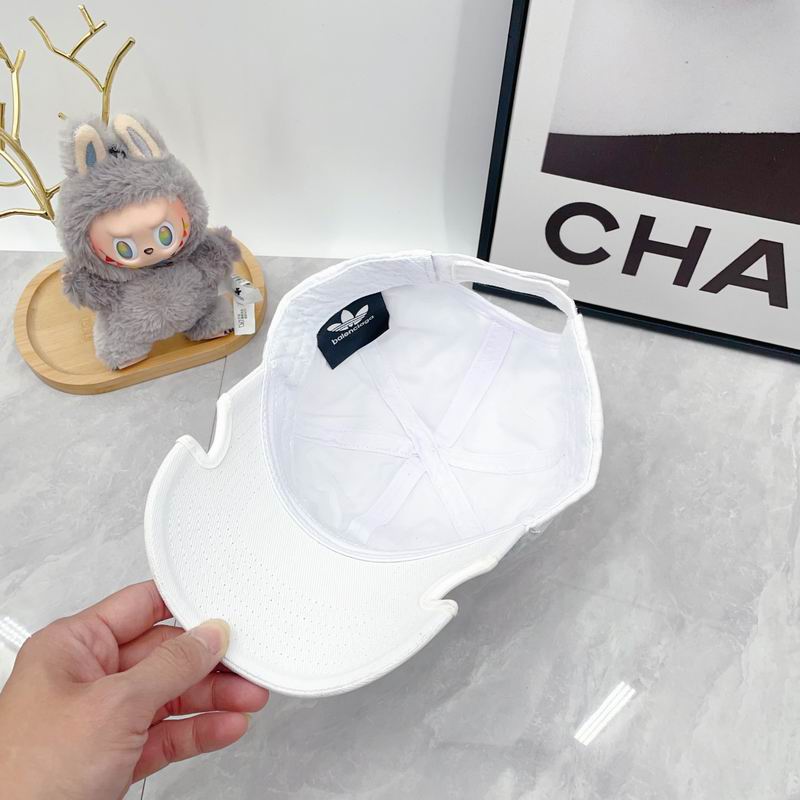 Balenciaga Cap dx (1847)