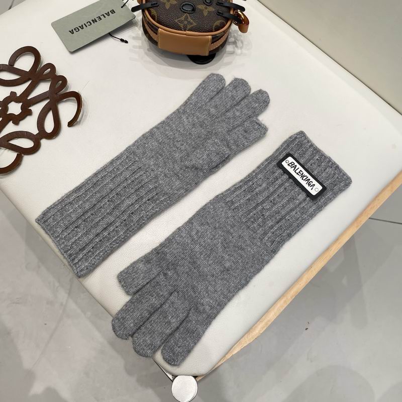 Balenciaga Gloves 53 (26)