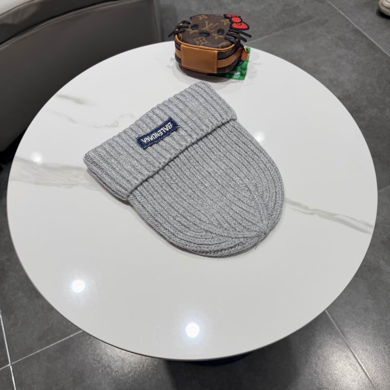 Balenciaga Hat (4130)