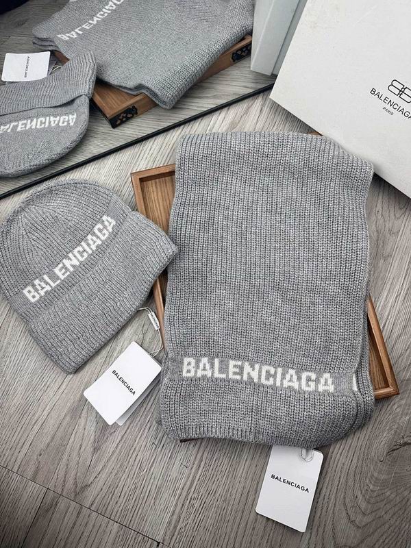 Balenciaga Scarf Hat hm (4)
