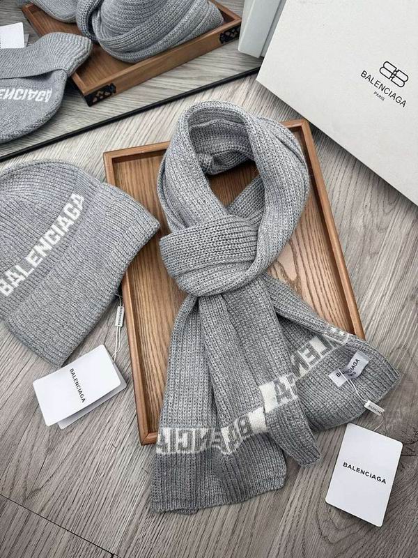 Balenciaga Scarf Hat hm (5)