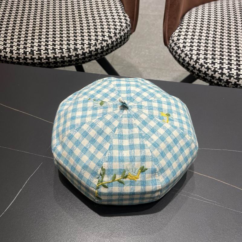 Balenciaga beret (36)