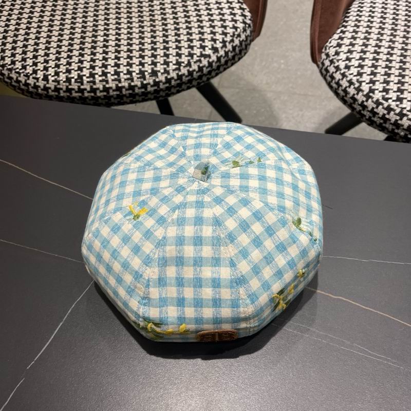 Balenciaga beret (37)