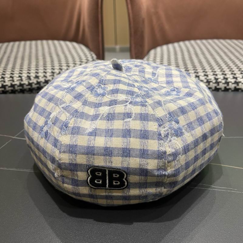 Balenciaga beret (46)