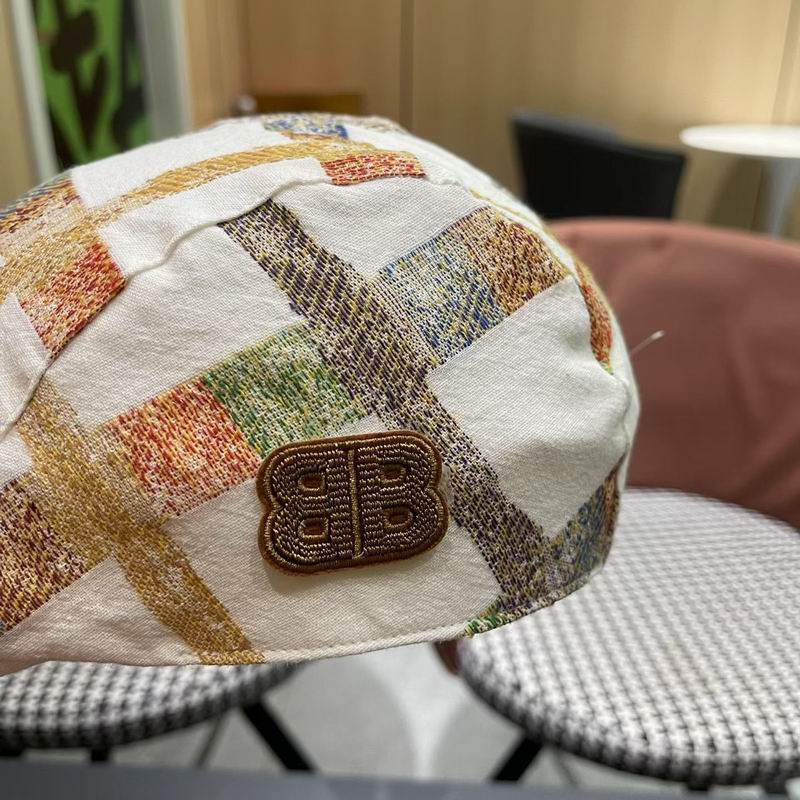 Balenciaga beret (54)
