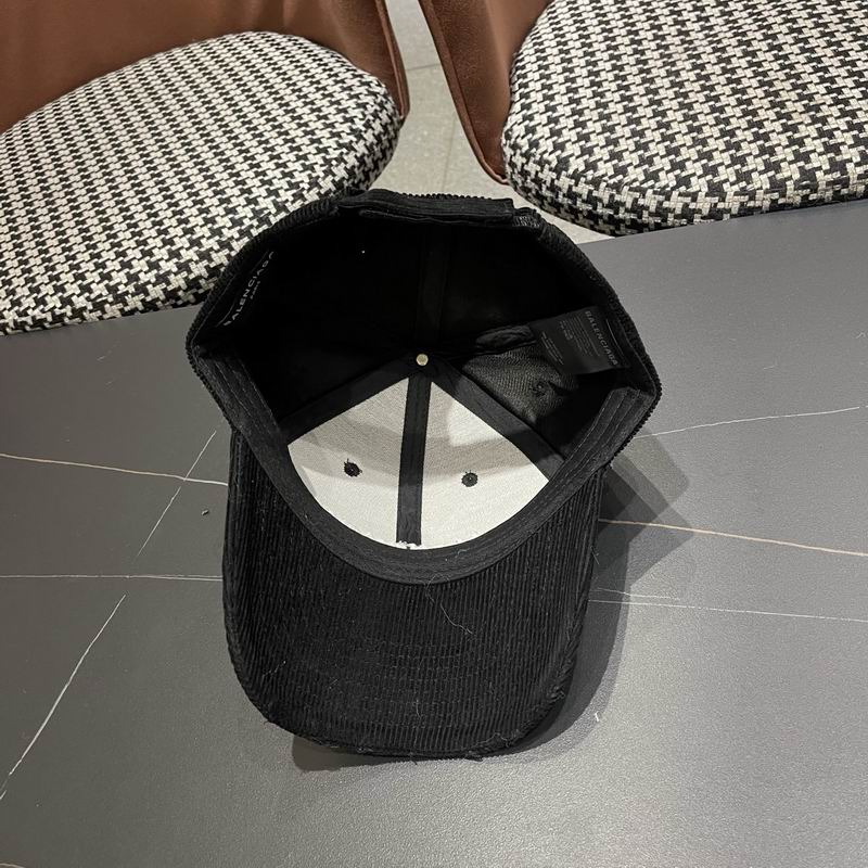 Balenciaga cap (1533)