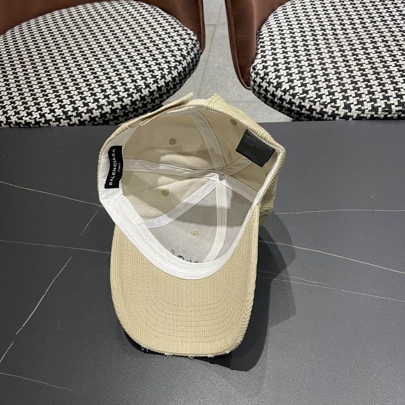 Balenciaga cap (1545)