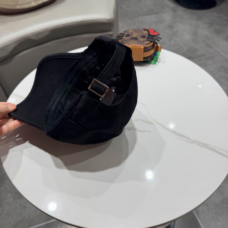 Balenciaga cap (626)