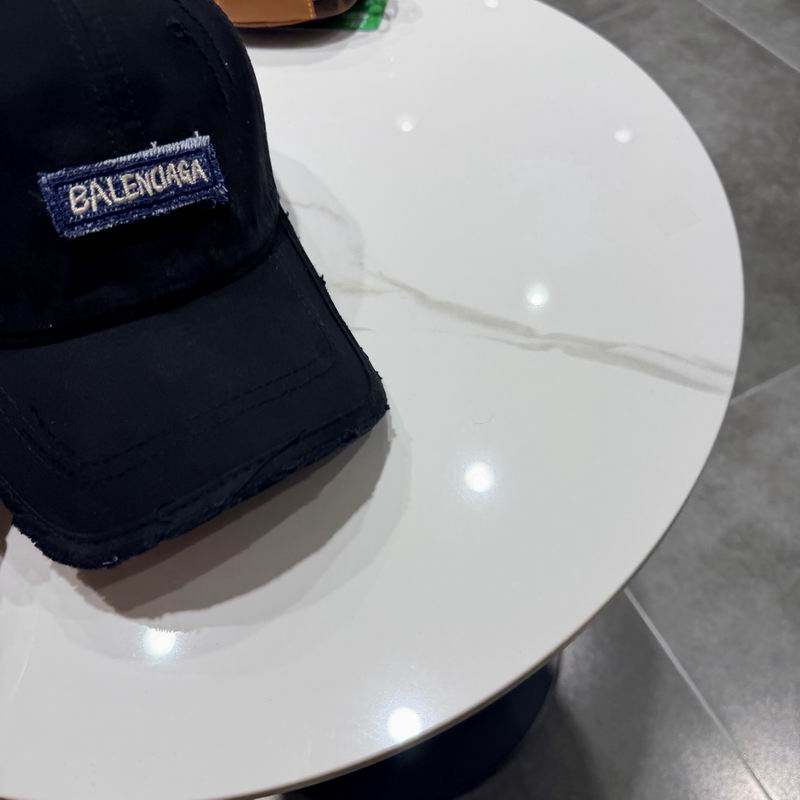Balenciaga cap (630)