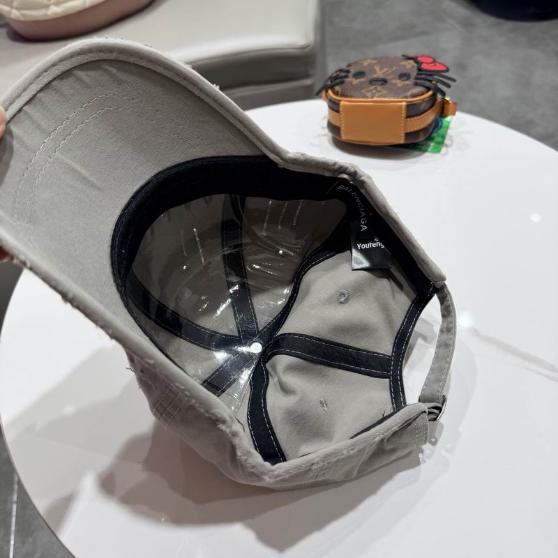 Balenciaga cap (634)