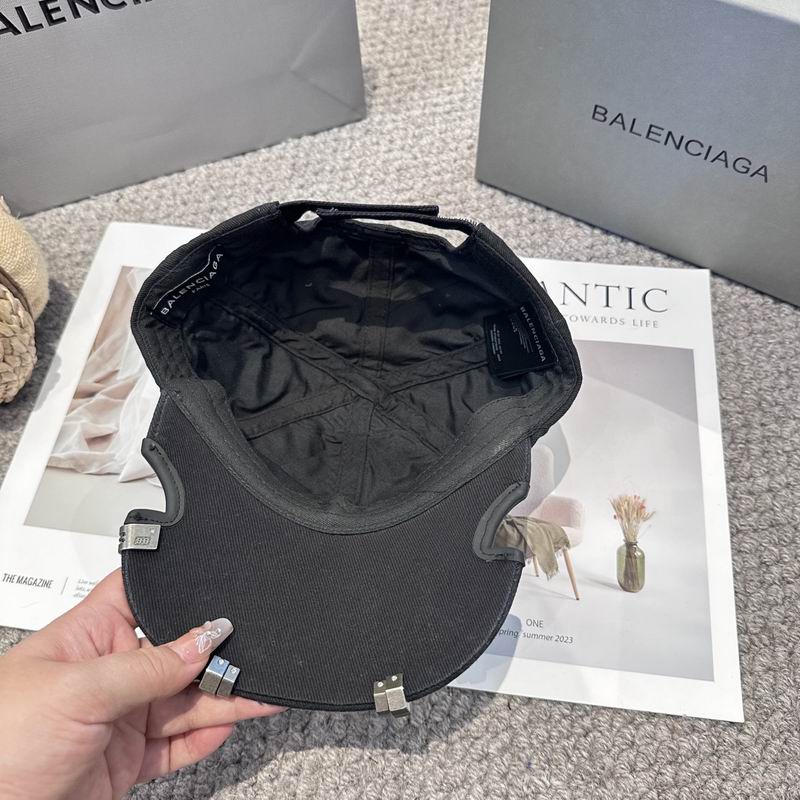 Balenciaga cap (940)