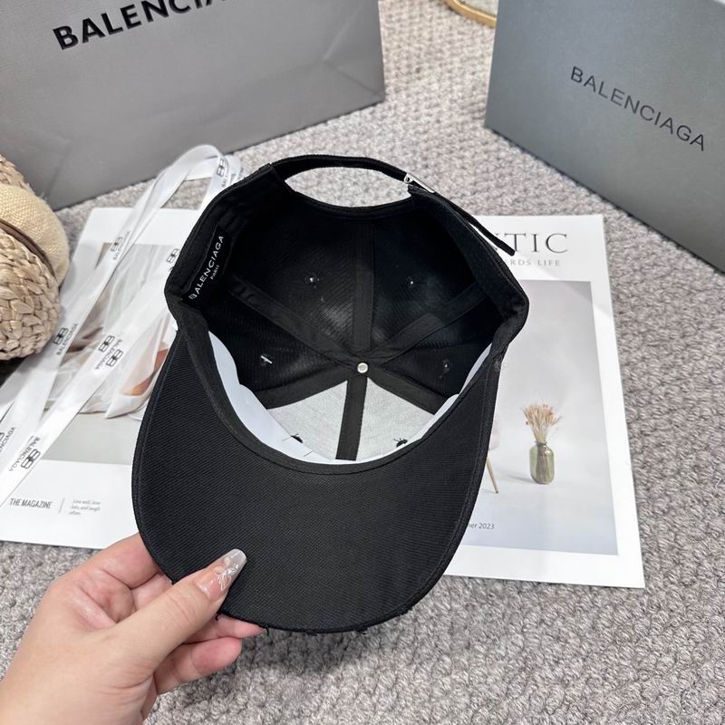 Balenciaga cap (960)