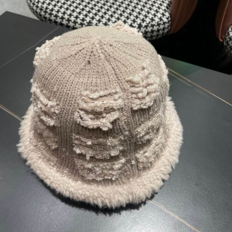 Balenciaga hat (1807)
