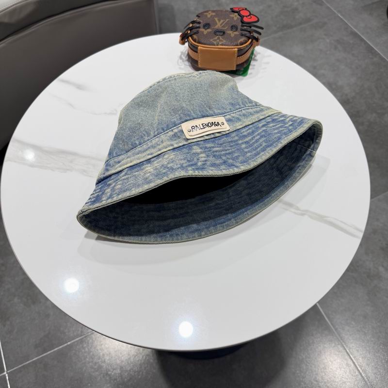 Balenciaga hat (455)