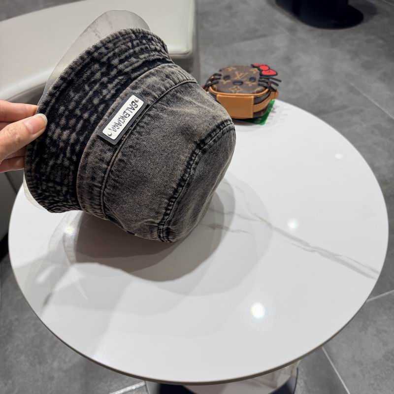 Balenciaga hat (456)