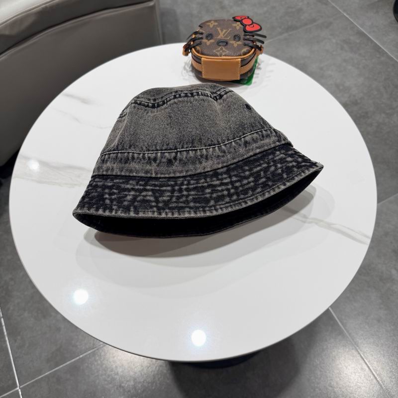 Balenciaga hat (463)