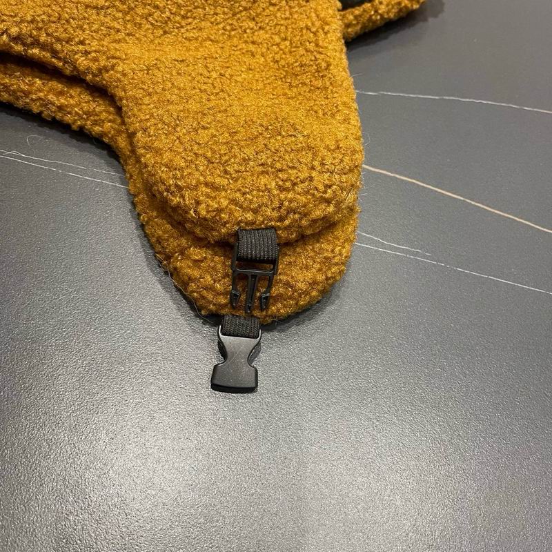 Balenciaga hat (471)