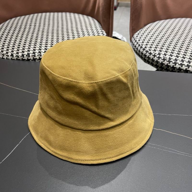 Balenciaga hat (915)