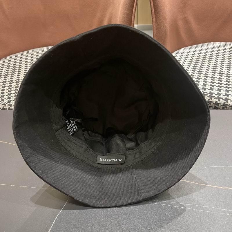 Balenciaga hat (922)