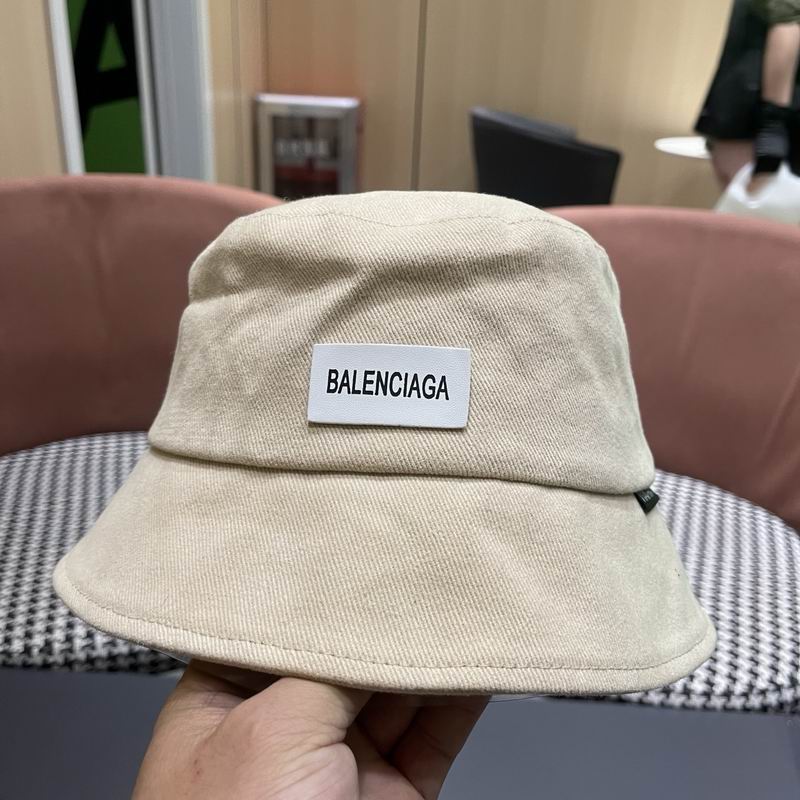 Balenciaga hat (935)
