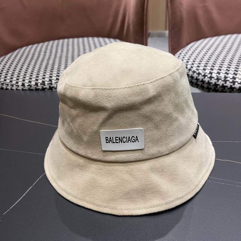 Balenciaga hat (942)