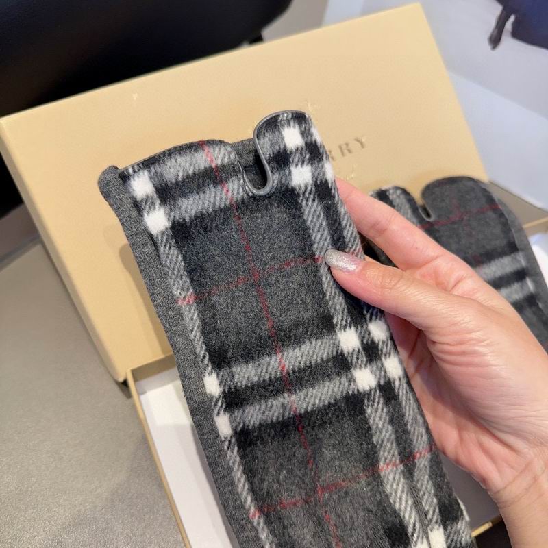 Burberry Gloves 06 (11)