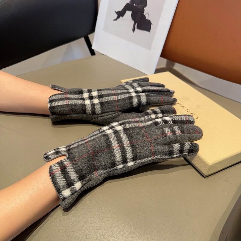 Burberry Gloves 06 (17)