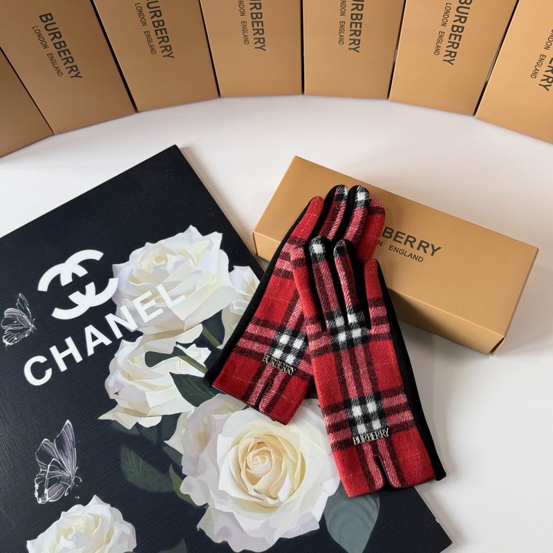 Burberry Gloves 54 (2)