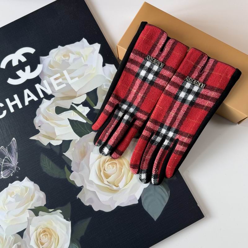 Burberry Gloves 54 (5)