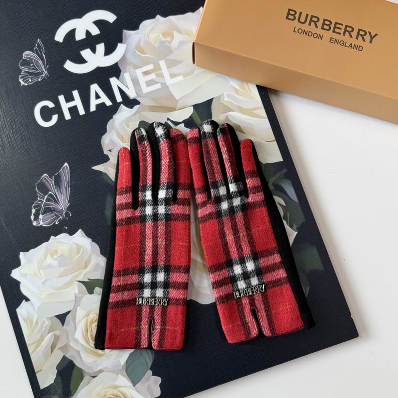 Burberry Gloves 54 (9)